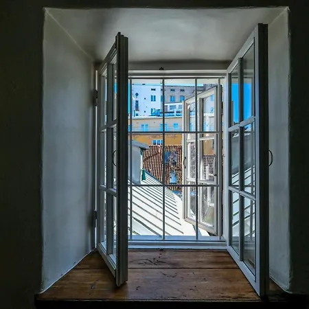 Blacksmith Old Town Apartments Tallinn Exterior photo