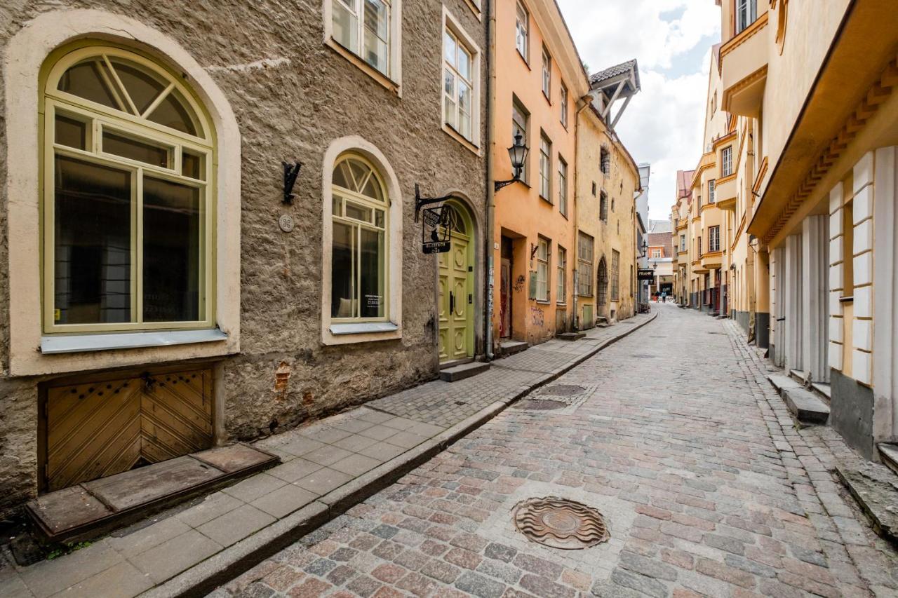 Blacksmith Old Town Apartment