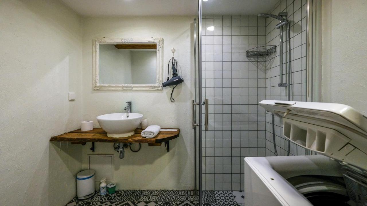 布莱克史密斯老城公寓 *